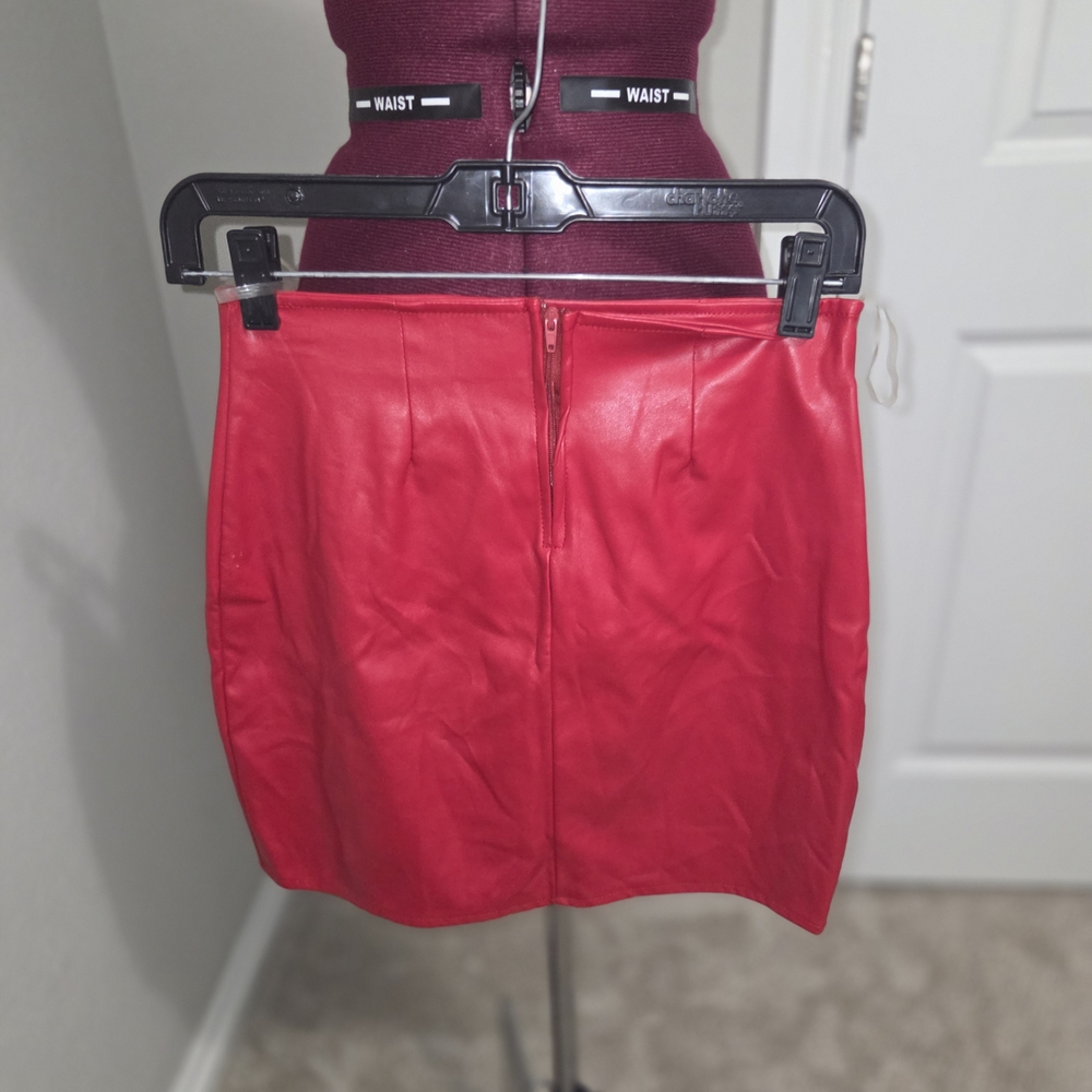 Red Mini Leather - Picture 4 of 4